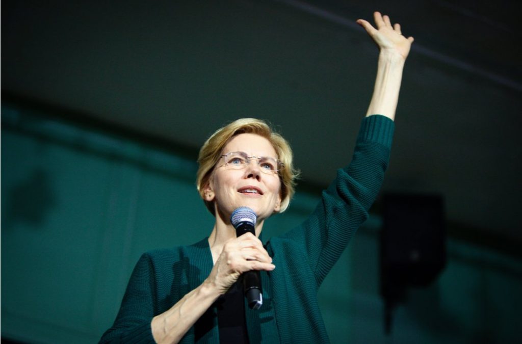 Elizabeth Warren Waving